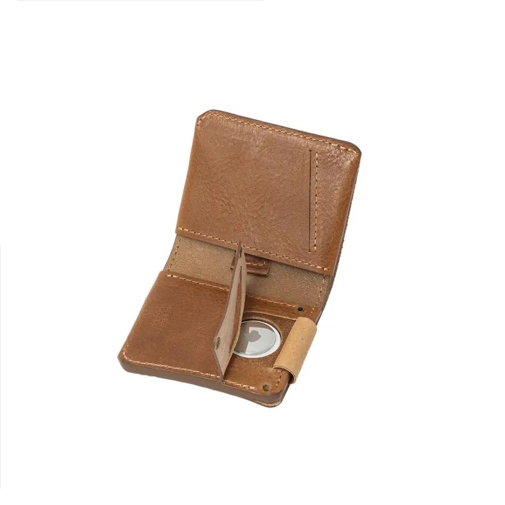 【本物保証 /関税・送料無料】HUMAN MADE Leather Wallet Bi-Fold Wallet in Tan Leather | Shop Mashburn